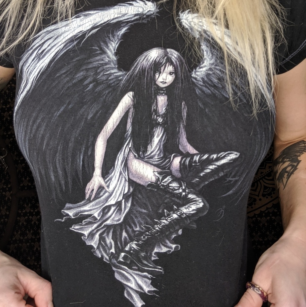Classic Hot Topic Gothic Angel Tee